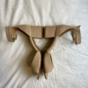 dream pairs beige block heels